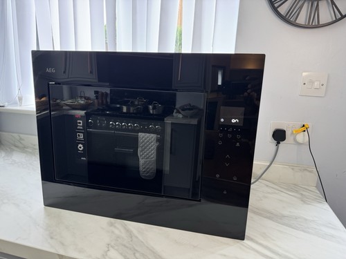Aeg ob6sm261ub 900 - 900, watt